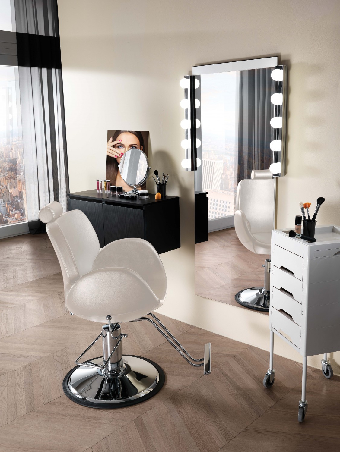  XanitaliaPro Lumia Unisex Chair in White 