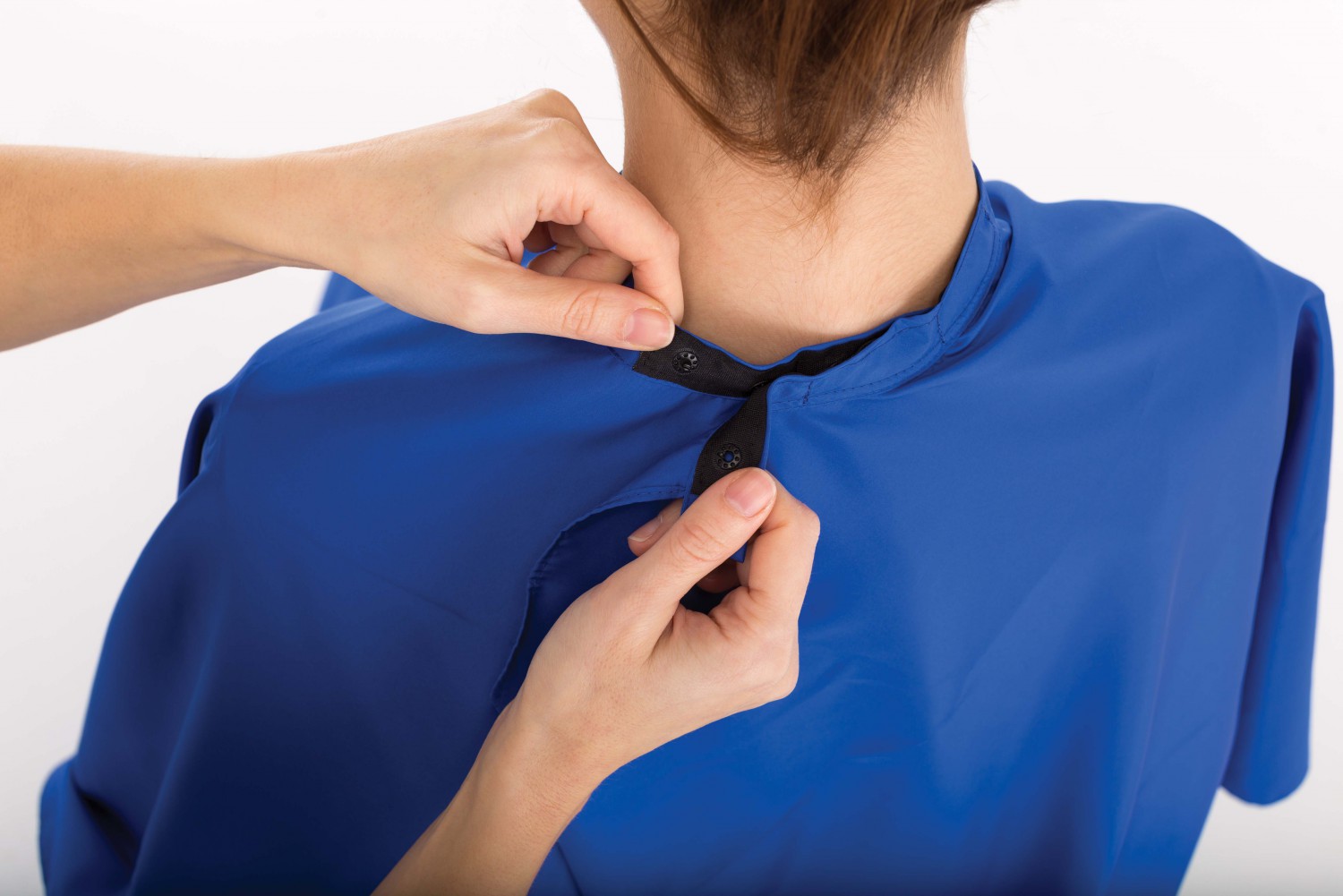  XanitaliaPro Comfort Pro Cutting Cape in Blue 